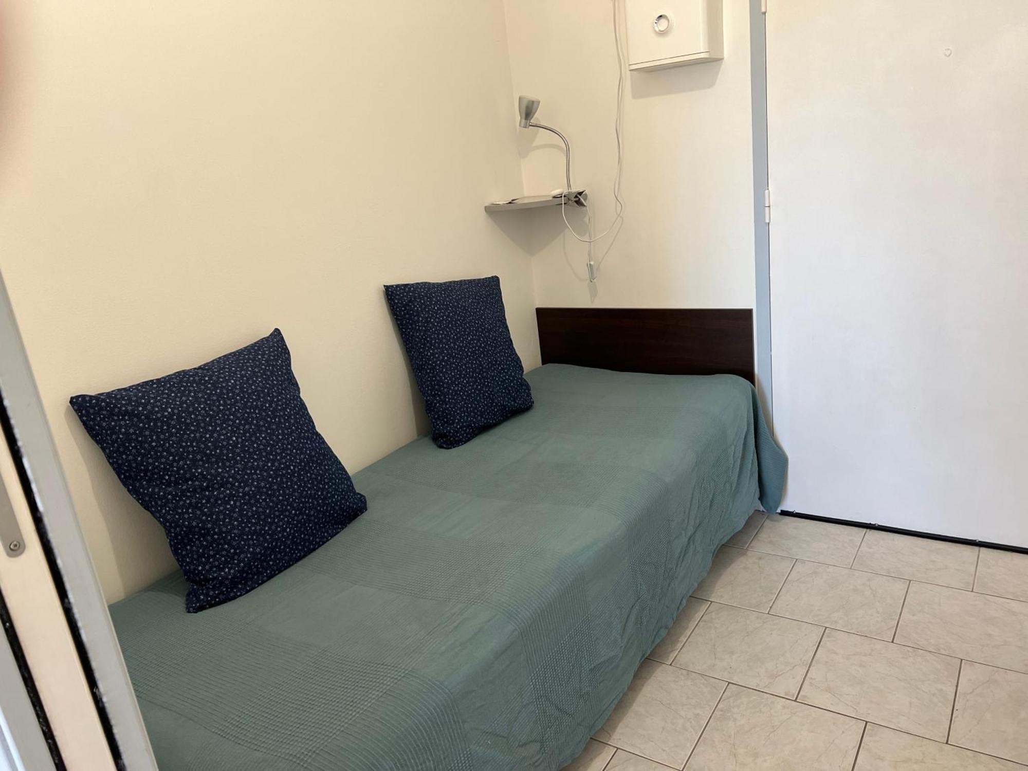 Joli Studio Tres Clair A Proximite Mer Pour 3 Personnes La Londe-les-Maures Exterior photo