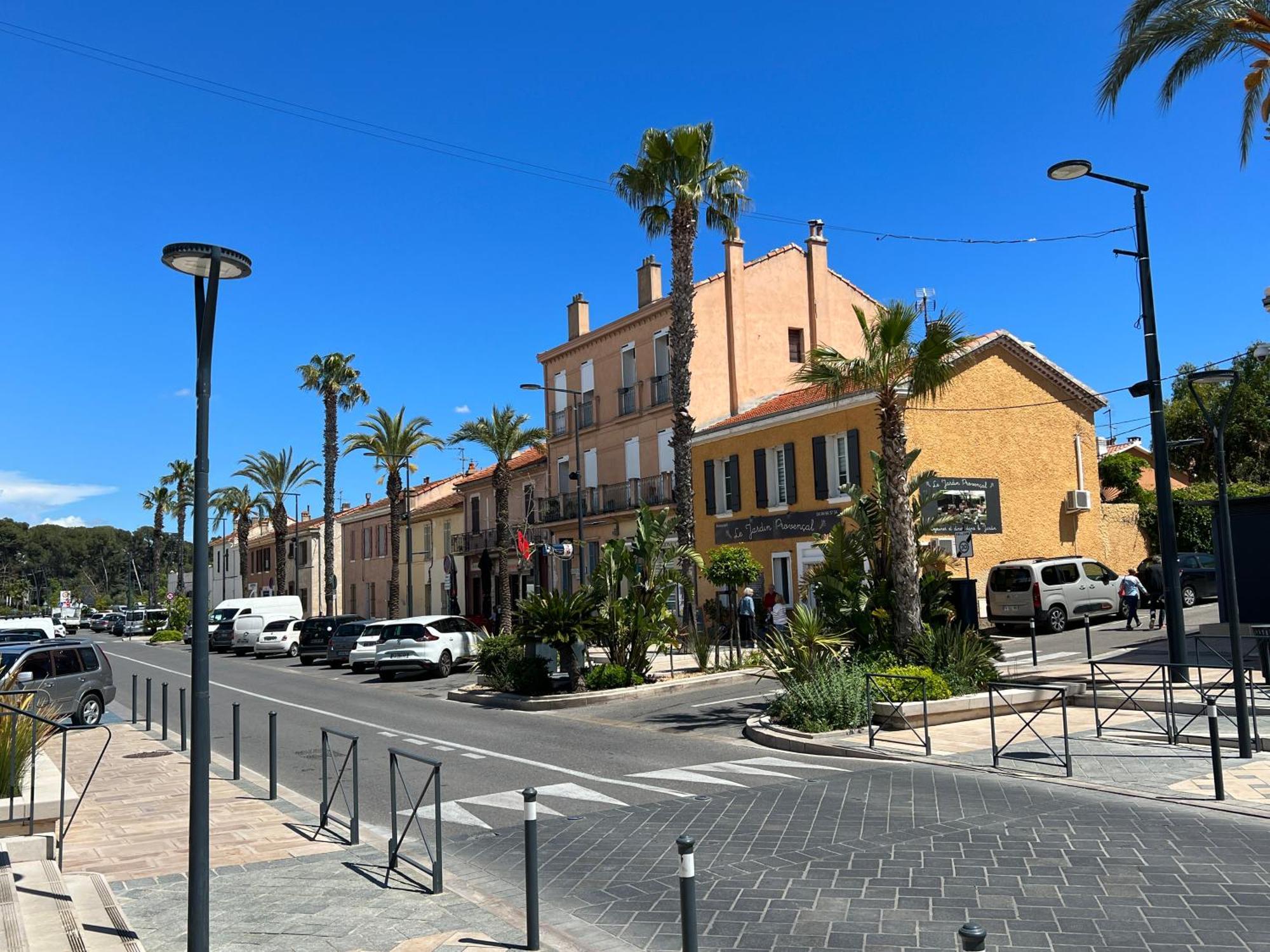 Joli Studio Tres Clair A Proximite Mer Pour 3 Personnes La Londe-les-Maures Exterior photo